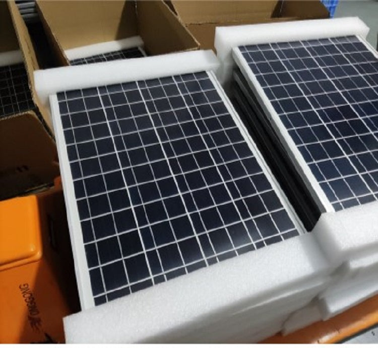 Twin Pack | 30W Solar Flood Light & Remote